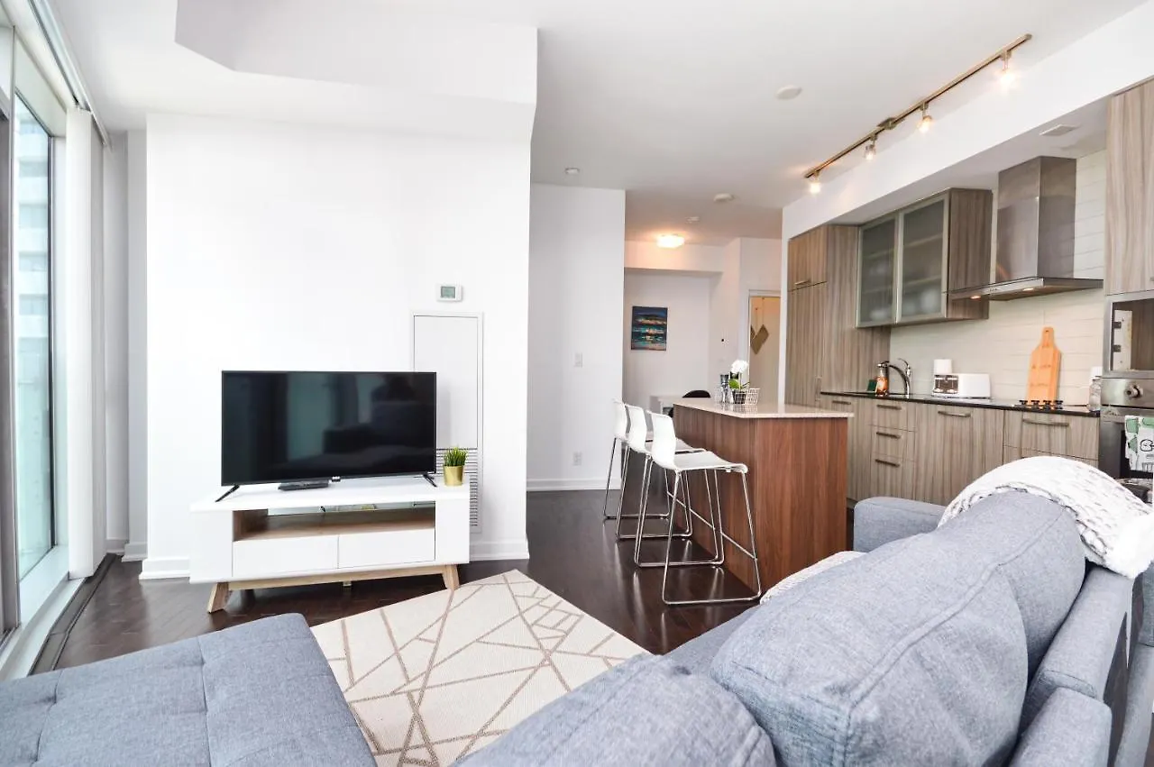 Downtown Toronto Condo Near Cn Tower, Union Station, Scotiabank Arena,Rogers Centre 0*,  Canada